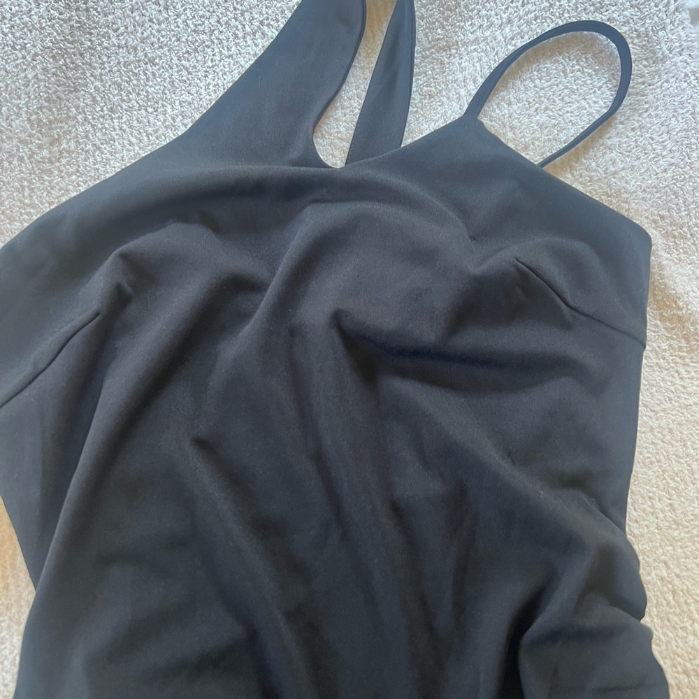 Elegant Black Sleeveless Dress